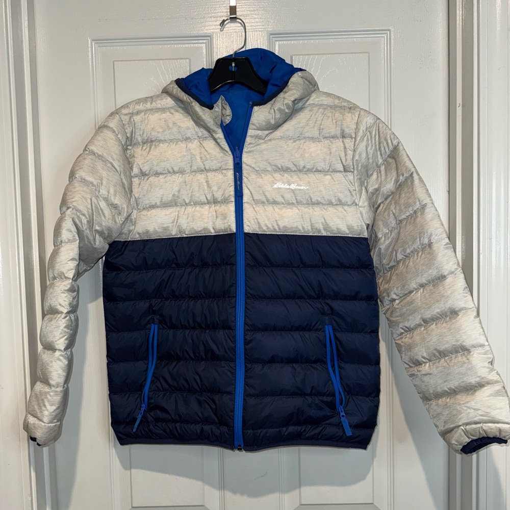 Eddie Bauer Kids Navy and Silver Puffer Jacket. Size L (14/16)